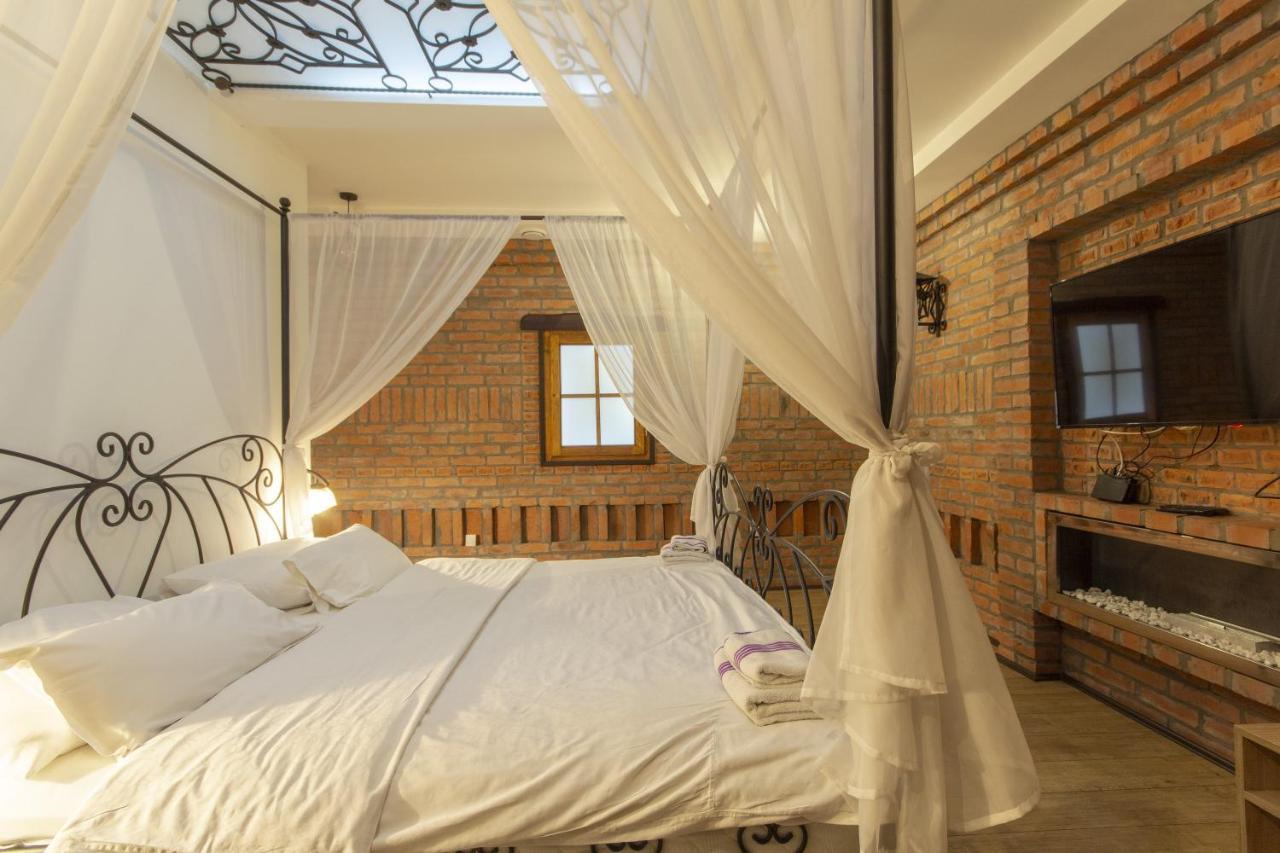 Madison Inn Suites - Wilson'S Square Belgrad Exterior foto