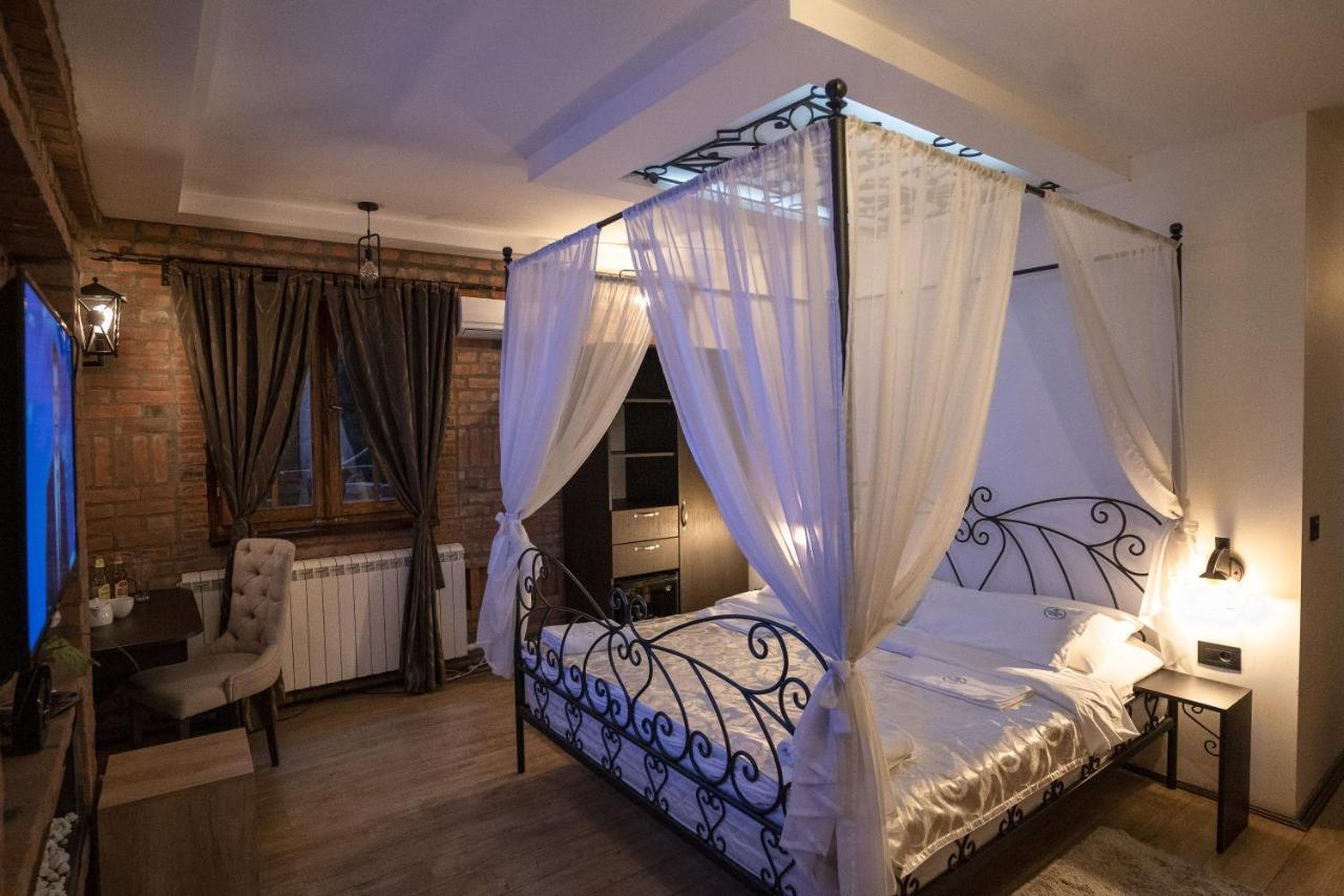 Madison Inn Suites - Wilson'S Square Belgrad Exterior foto