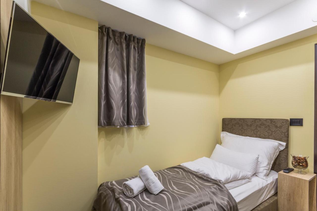 Madison Inn Suites - Wilson'S Square Belgrad Cameră foto