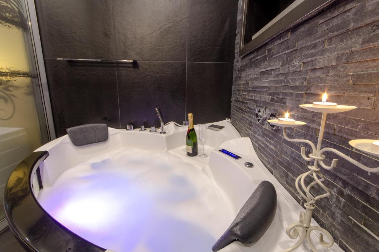 Madison Inn Suites - Wilson'S Square Belgrad Exterior foto